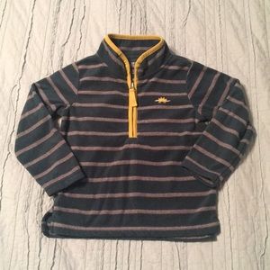 Green pullover sweater